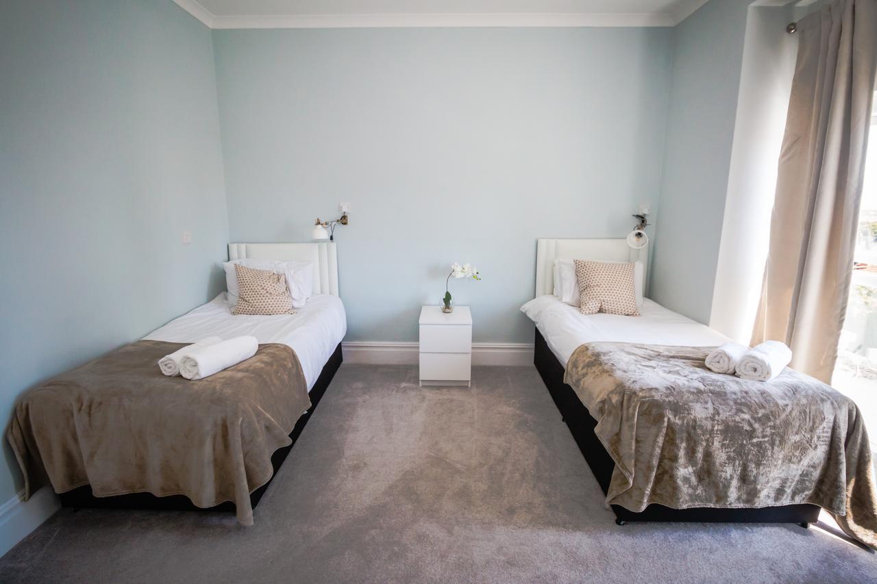 The Mount Rooms Barry Rum bild