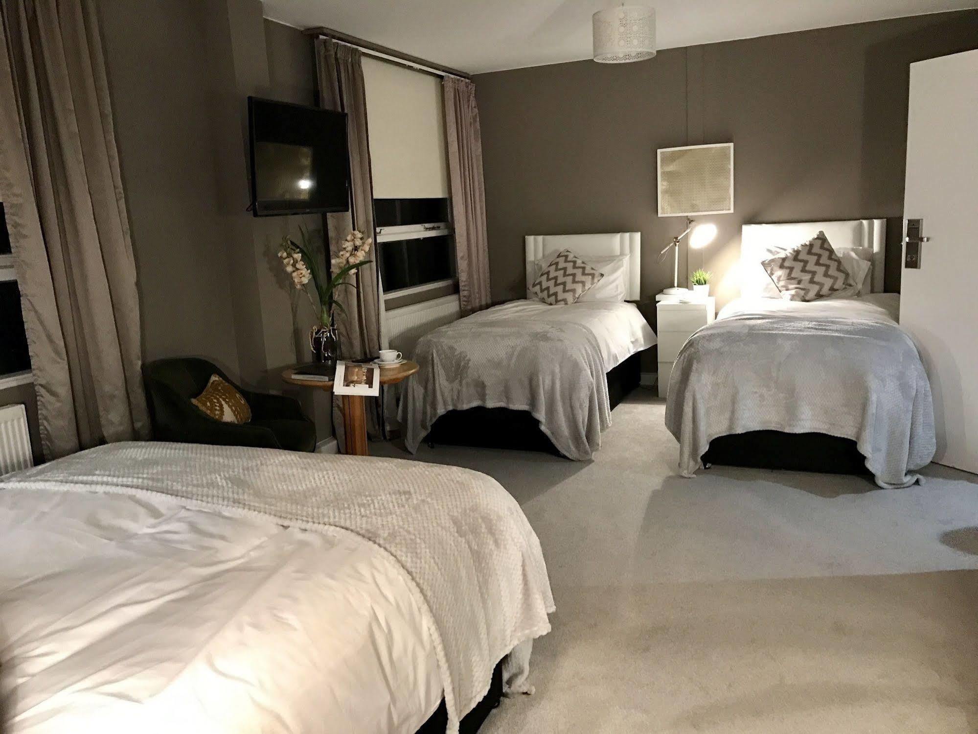 The Mount Rooms Barry Exteriör bild